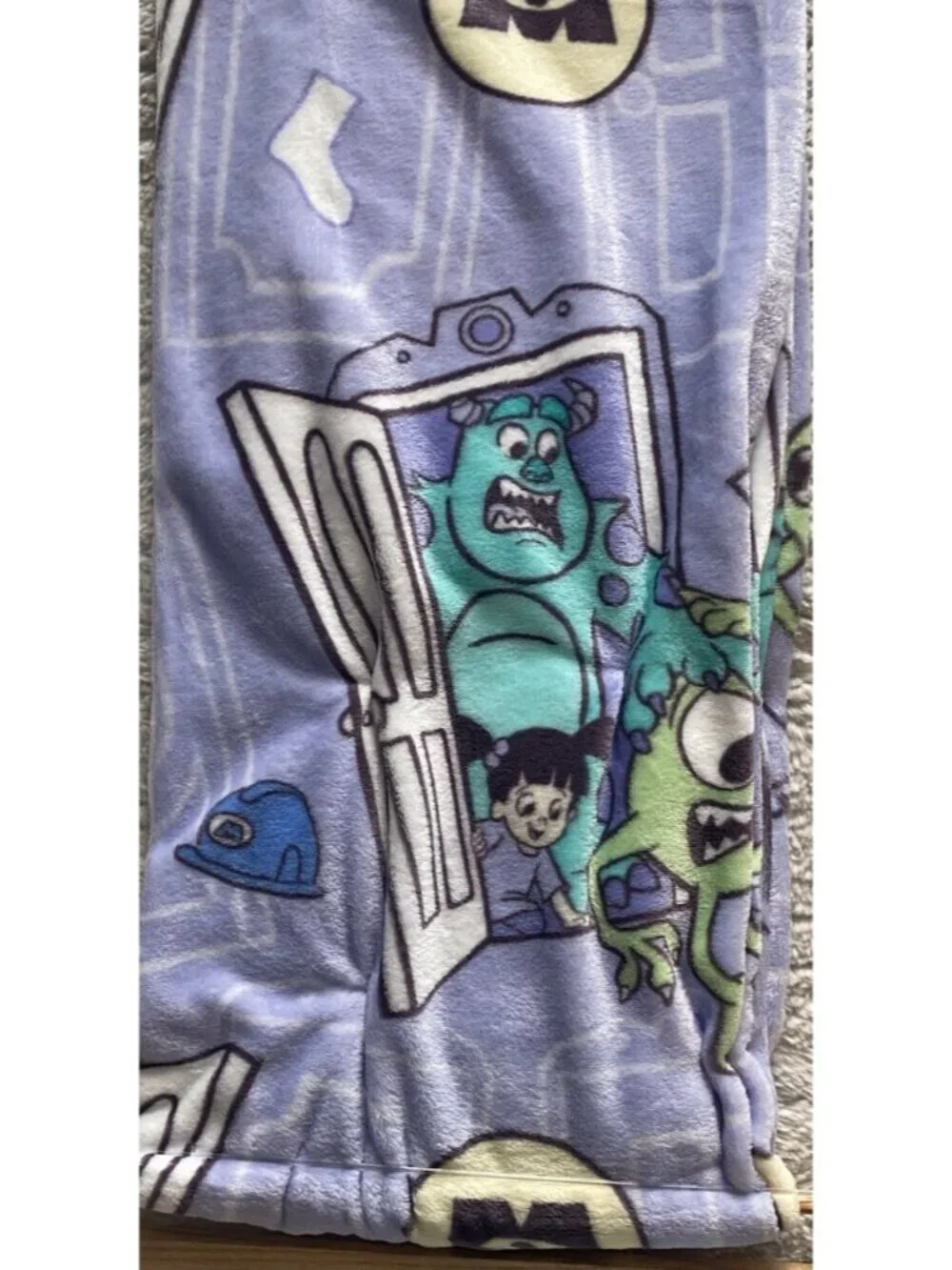 Disney‎ Pixar Monsters Inc Throw Blanket 50”X 70” Sully Mike Boo VIRAL NEW